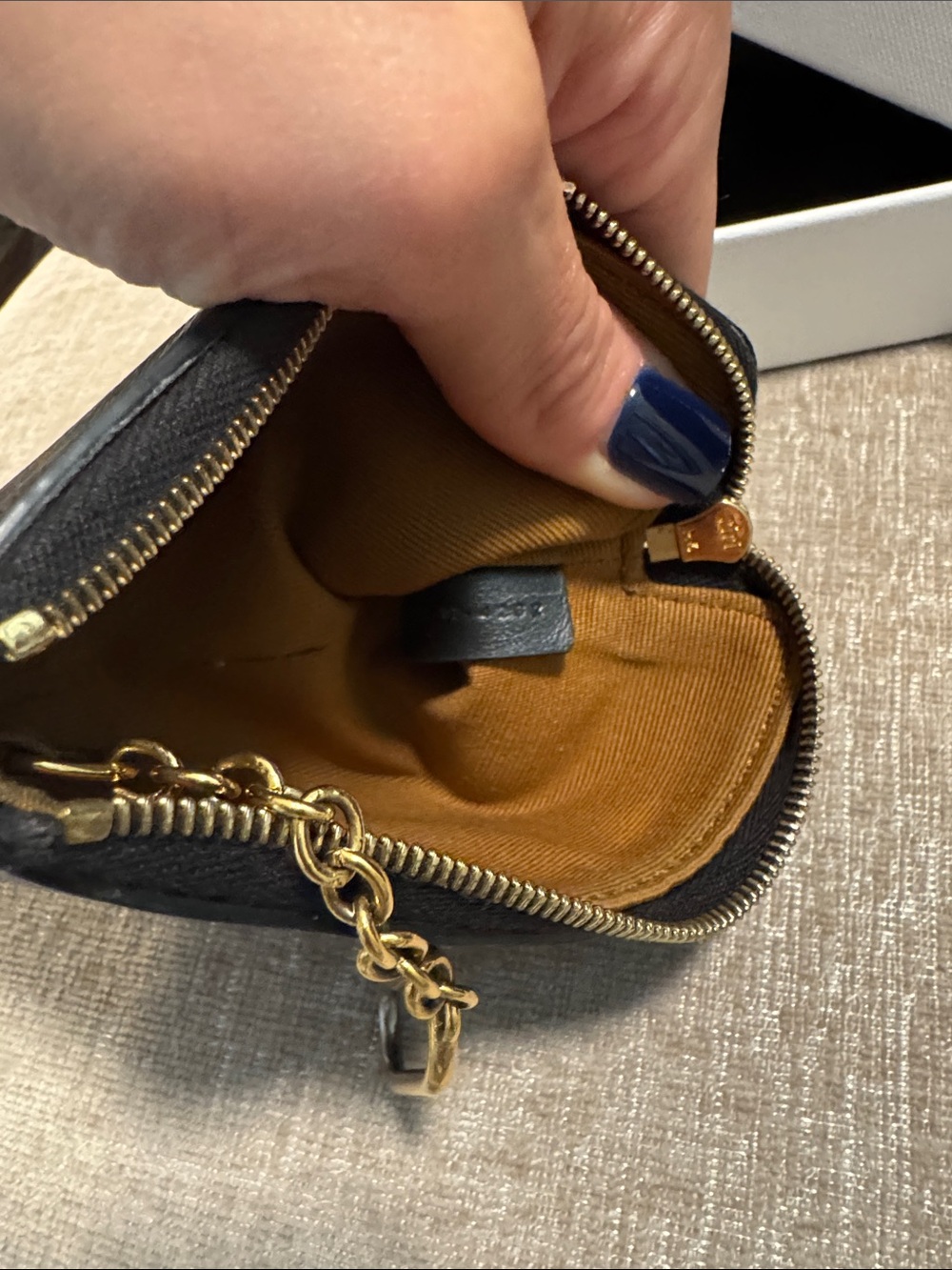 Celine Triomphe Zip Card Holder - Picture 6 of 7